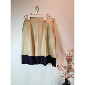 Tommy Hilfiger 100% Silk Pleated Skirt Women’s 6 Beige Black Trim Soft & Light‎